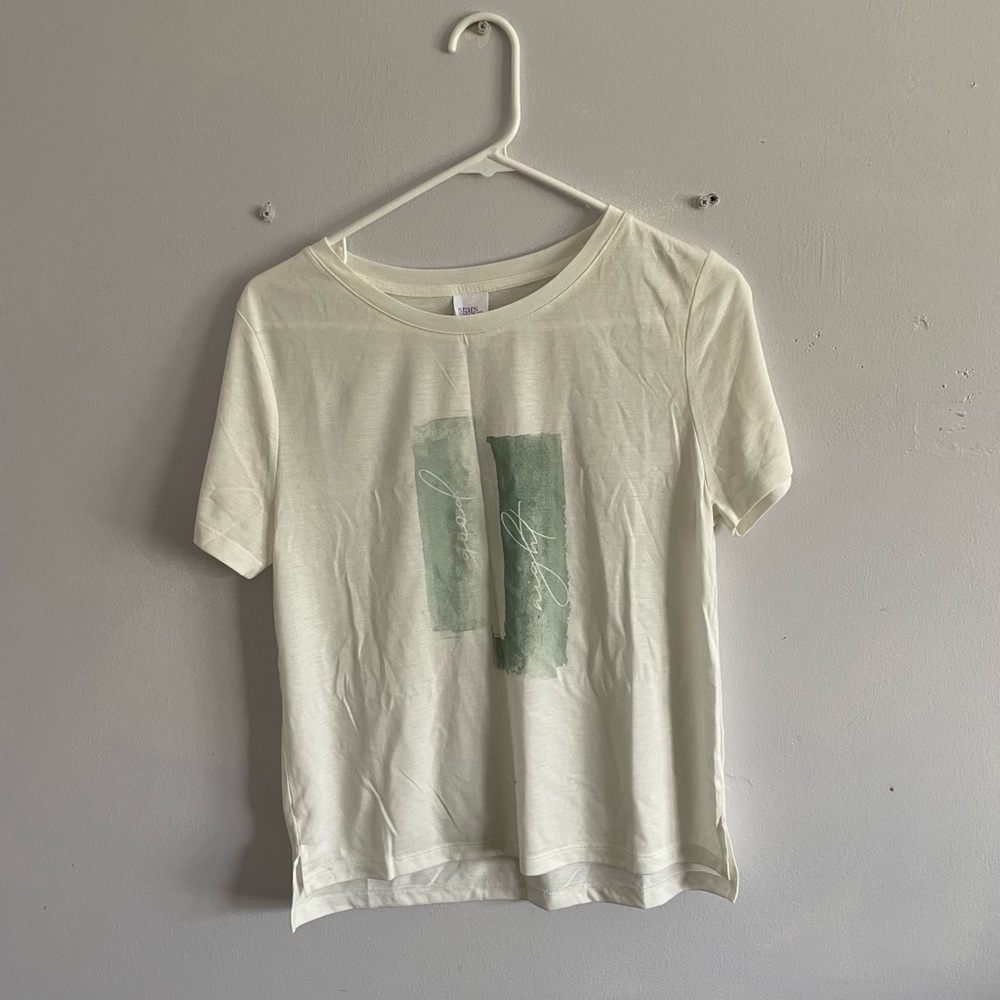 Nwot stars above shirt